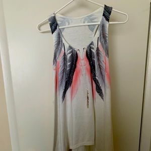 Feather top short sleeved long shirt. Size M.
